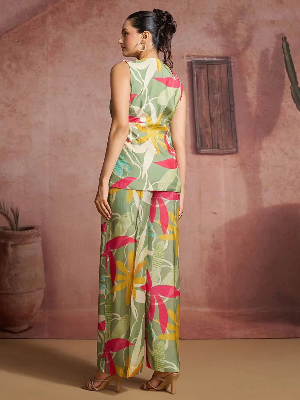 Terrific Green Printed Muslin Silk Evening Wear Co-Ord Suit