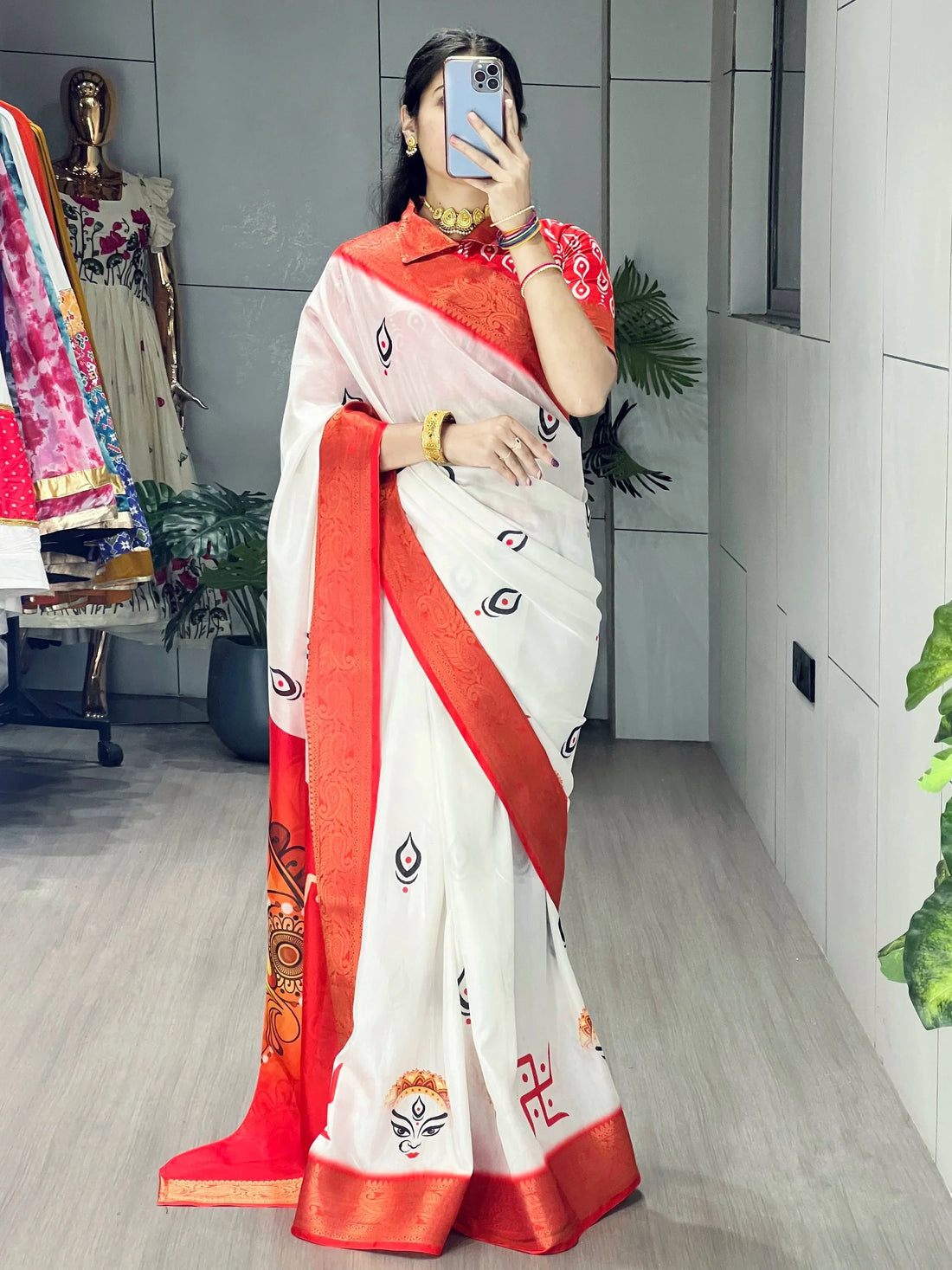 Timeless White Printed Silk Festive Special Saree With Blouse