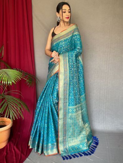 Stunning Turquoise Patola Printed Silk Festival Wear Saree With Blouse