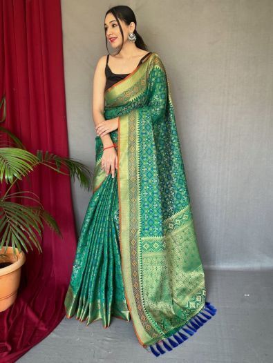 Captivating Green Patola Printed Silk Wedding Wear Saree 