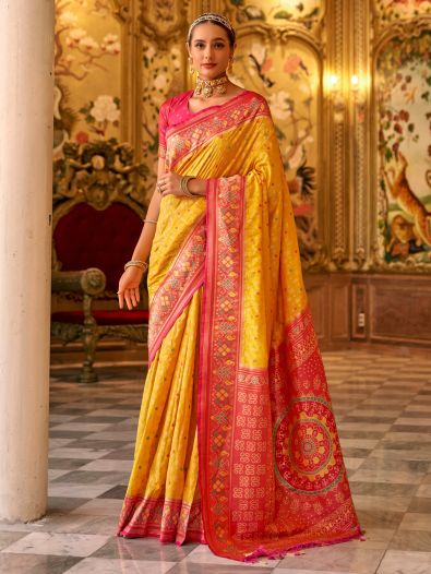 Tantalizing Yellow Zari Weaving Banarasi Silk Function Wear Saree