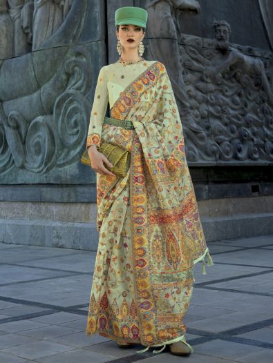 Ravishing Pista Green Handloom Weaving Silk Saree  With Blouse