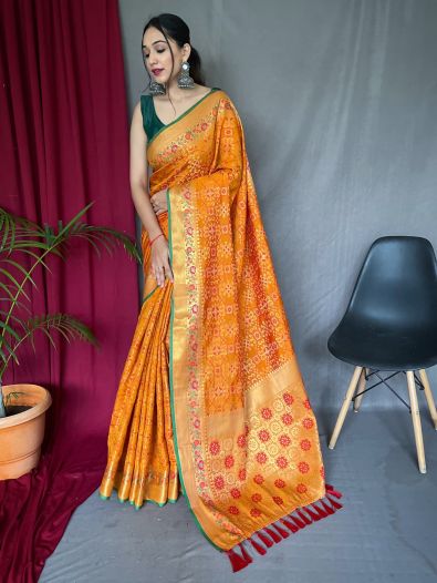 Alluring Yellow Zari Weaving Patola Silk Haldi Wear Saree With Blouse