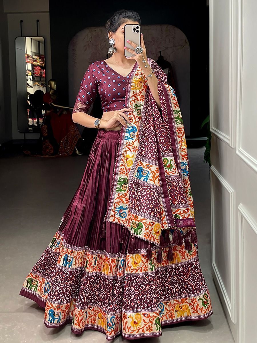 Shubhkala Girly Vol-26 Wholesale Exclusive Embroidered Semi Stitched Crush  Printed Lehenga Choli Collection - textiledeal.in