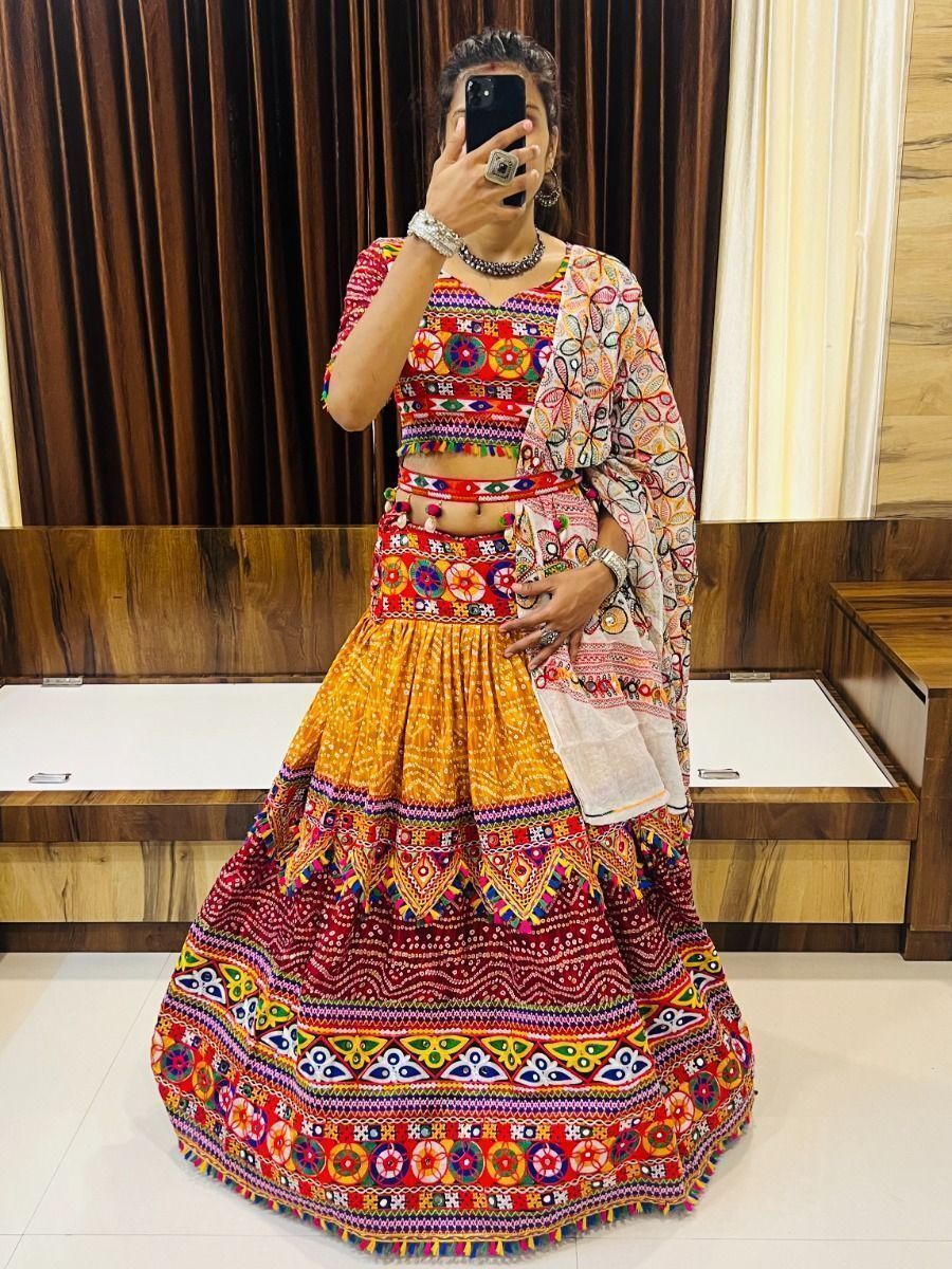 Multicolor print mirror work gujarati garba navratri lehenga chaniya choli  | Dress pattern, Lehenga choli, Lehenga