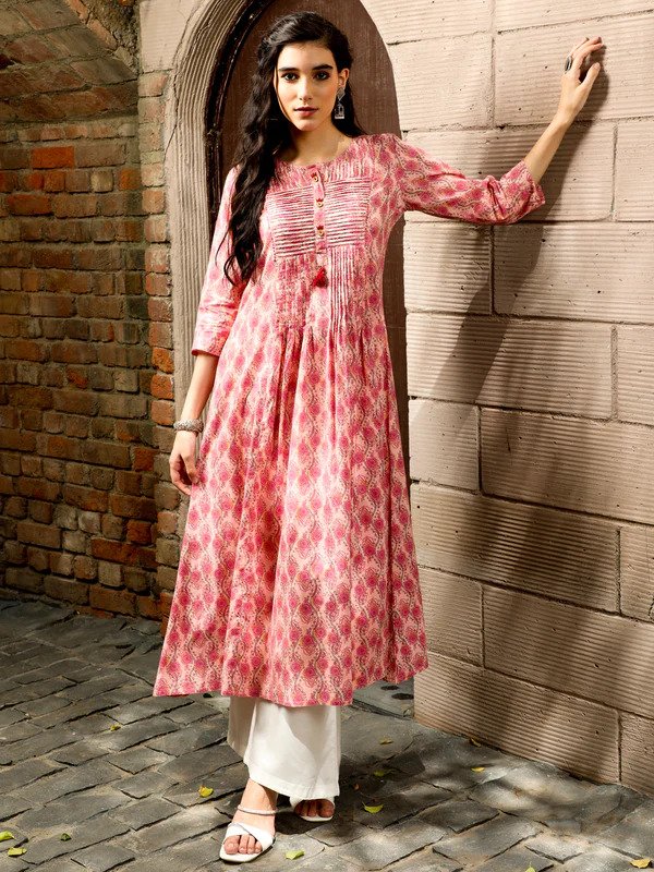 Trending Latest Kurta Designs for Women: Embracing Current Fashion Trends